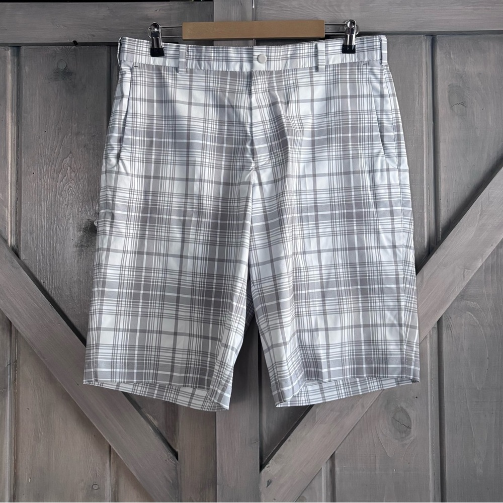 Men’s Nike Golf Short Tour Performance Dri-Fit Plaid Short Gray White Size 34